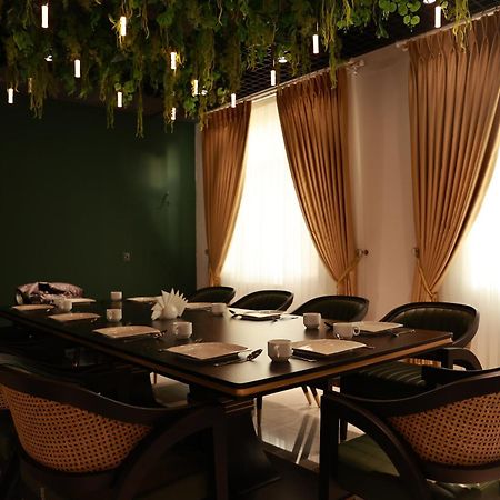 Damir Hotel 누쿠스 외부 사진