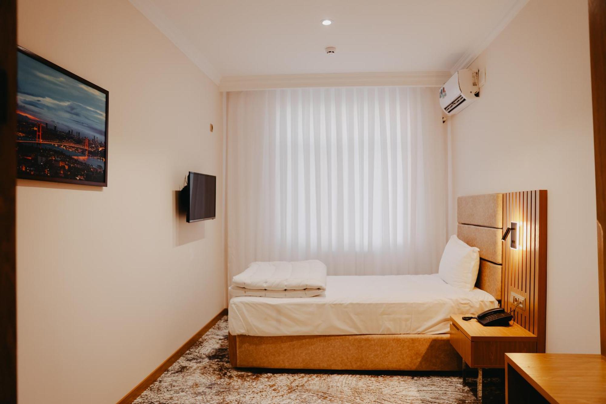 Damir Hotel 누쿠스 외부 사진