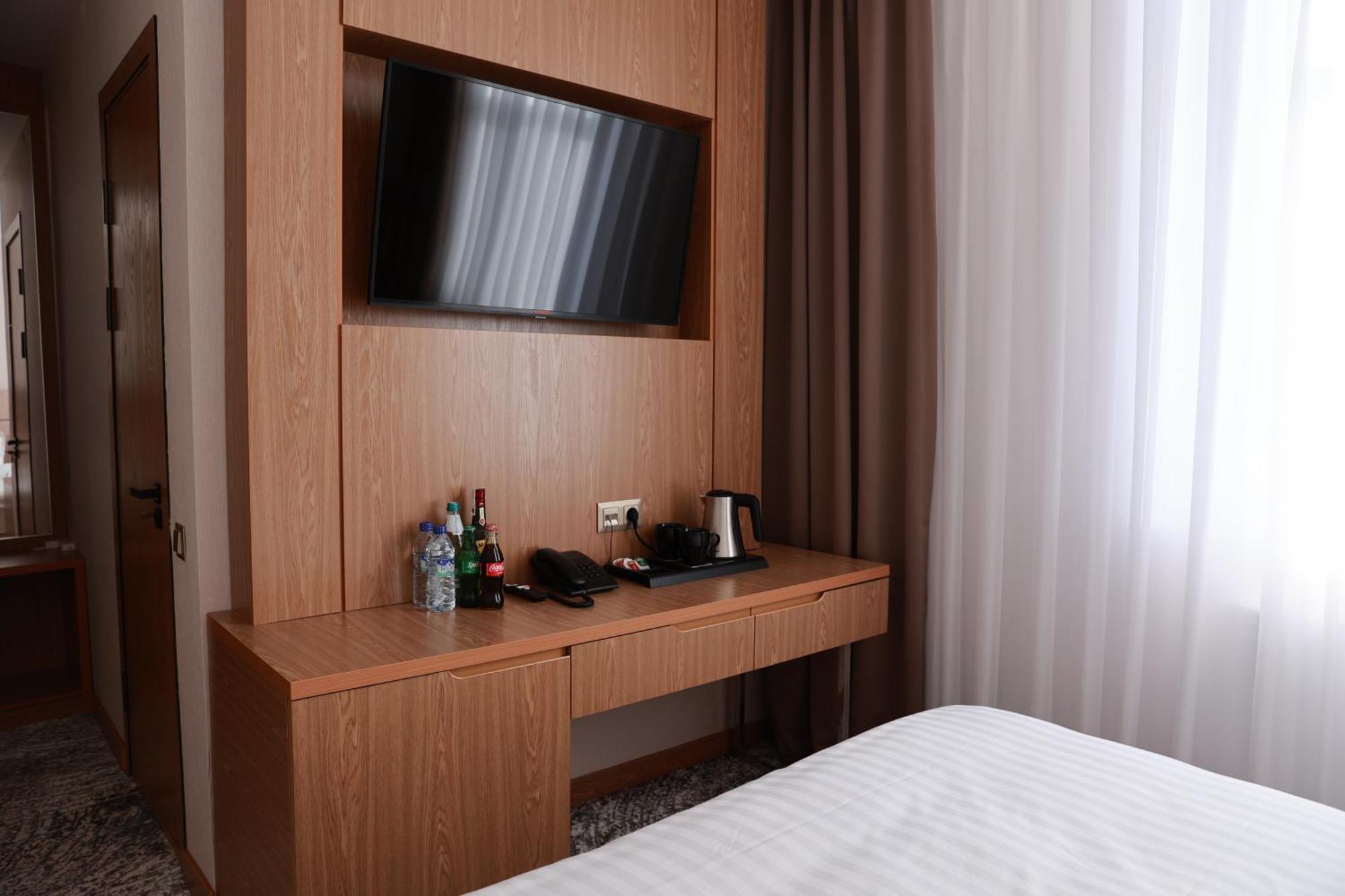 Damir Hotel 누쿠스 외부 사진